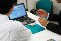 �����Ƃ̗��ꂩ��l����l�b�g�I��